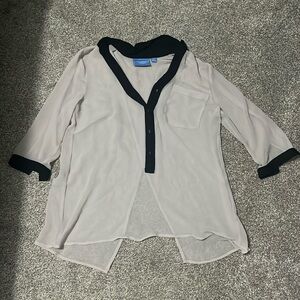 Simply Vera by Vera Wang Sheer Open Back Quarter Sleeve